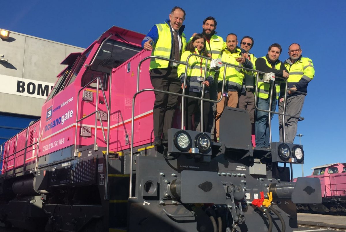 Oceanogate Team on the new Shunting Locomotive