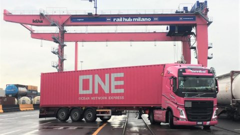 ONE Pink Container at Contship Rail Hub Milano