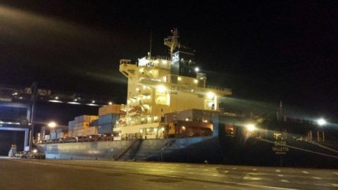 m/v Satie at CICT