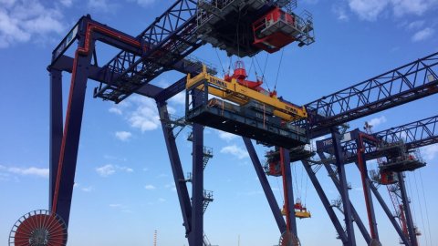 TCR new RMG cranes